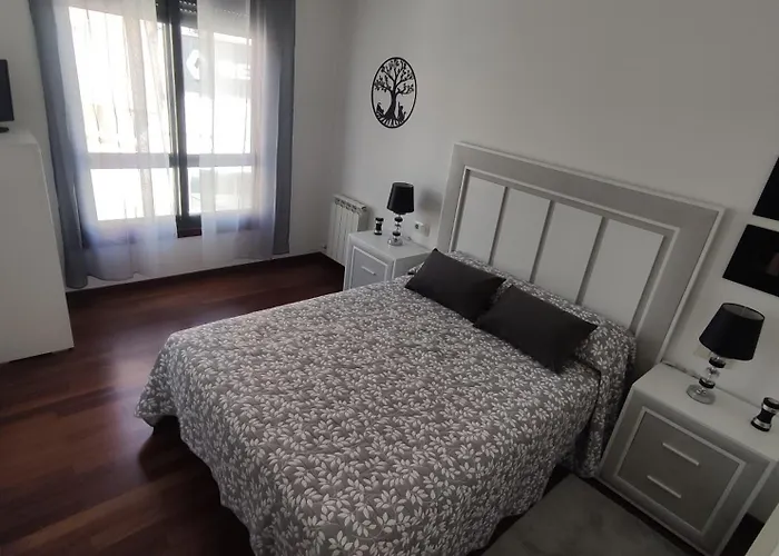 El Pisito Lugueros Апартаменты Марин