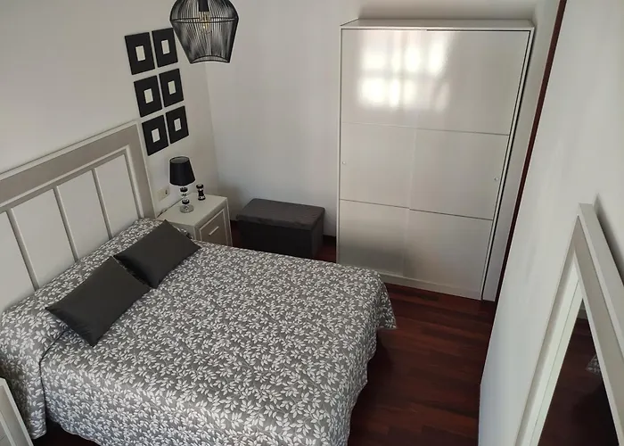 El Pisito Lugueros Апартаменты Марин